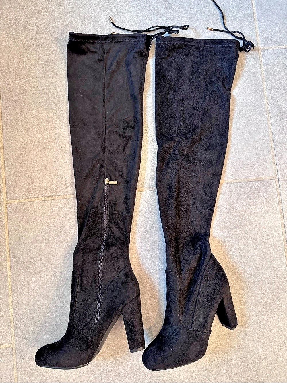 Lulus Black Faux Suede Over The Knee Heeled Boots Block Heel NWOB Size 8.5